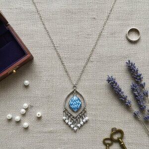 Jil zarah Necklace Green Teardrop silvertone Chain NWT porcelain blue reversible